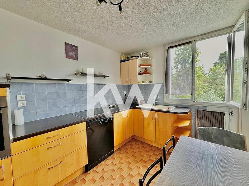 Appartement - 75 m² - 3 pièces