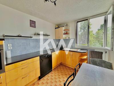 Appartement - 75 m² - 3 pièces