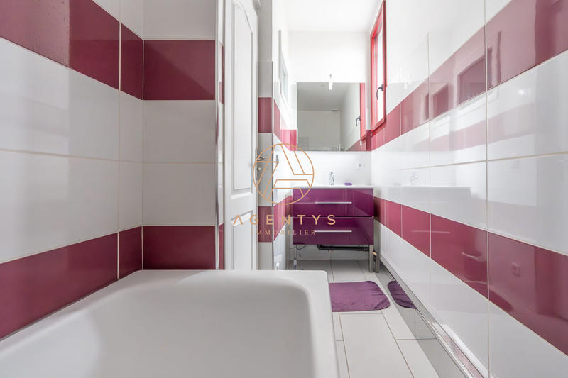 Maison - 118 m² - 5 pièces