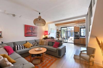 Maison de ville - 100 m² - 5 pièces