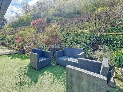 Maison - 94 m² - 5 pièces