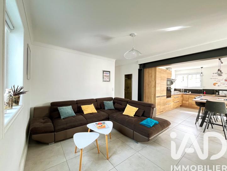 Maison - 96 m² - 4 pièces