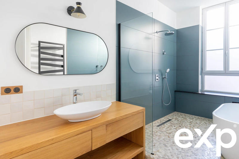 Appartement - 183 m² - 5 pièces