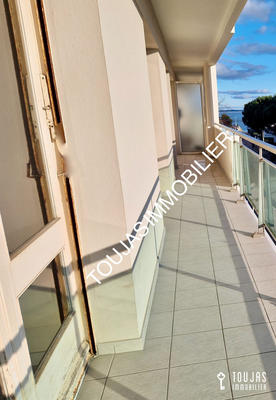 Appartement - 81 m² - 3 pièces