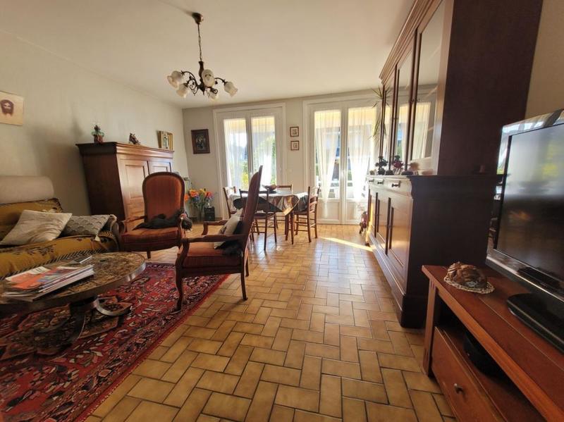 Maison - 89 m² - 5 pièces