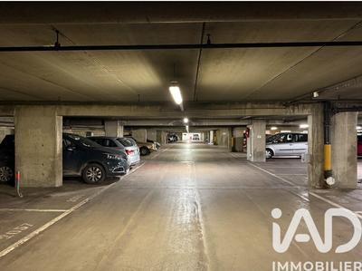 Parking - 10 m²