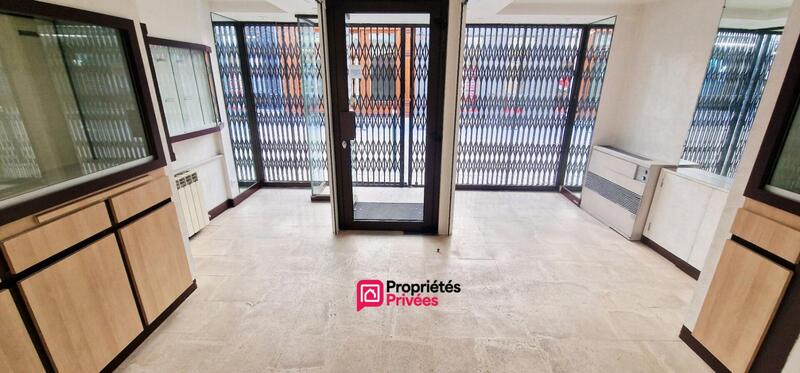 Immeuble - 94 m² - 4 pièces