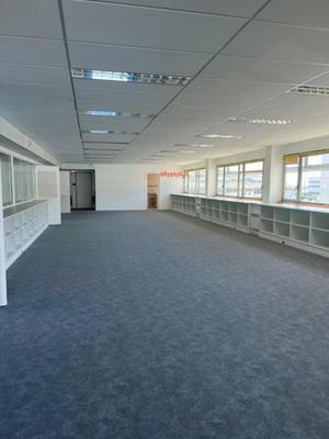 Bureau - 220 m²
