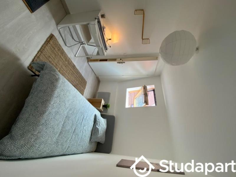 Chambre - 12 m² - 1 pièce