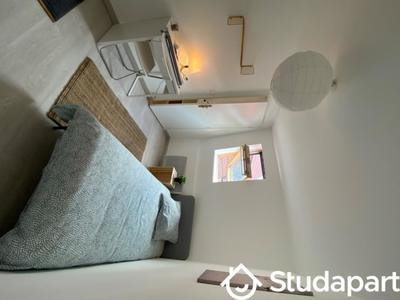 Chambre - 12 m² - 1 pièce