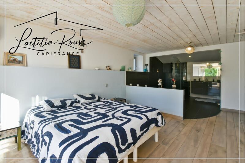 Maison - 370 m² - 8 pièces