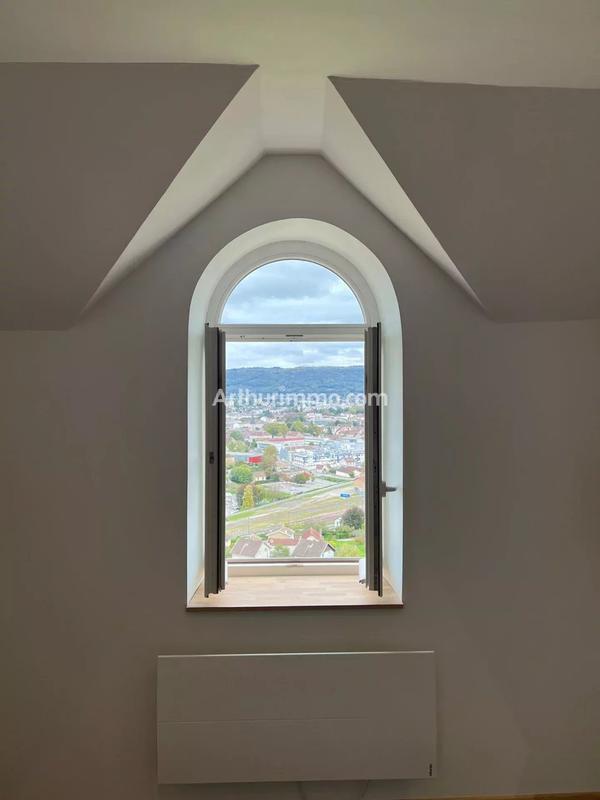 Appartement - 98 m² - 5 pièces