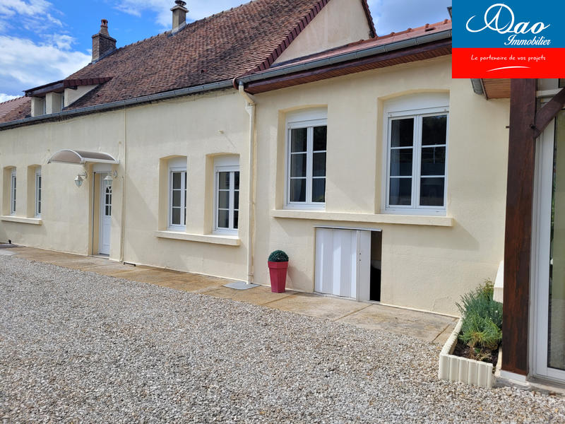 Maison de village - 123 m² - 4 pièces