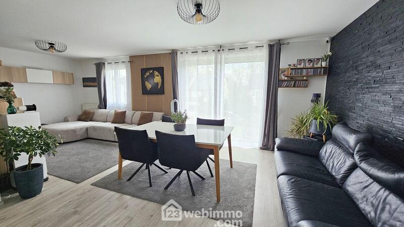 Maison - 102 m² - 4 pièces