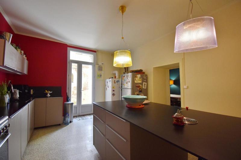 Maison - 391 m² - 12 pièces