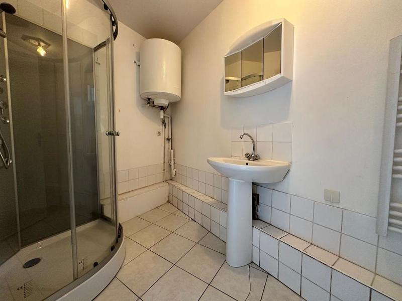 Immeuble - 200 m² - 9 pièces