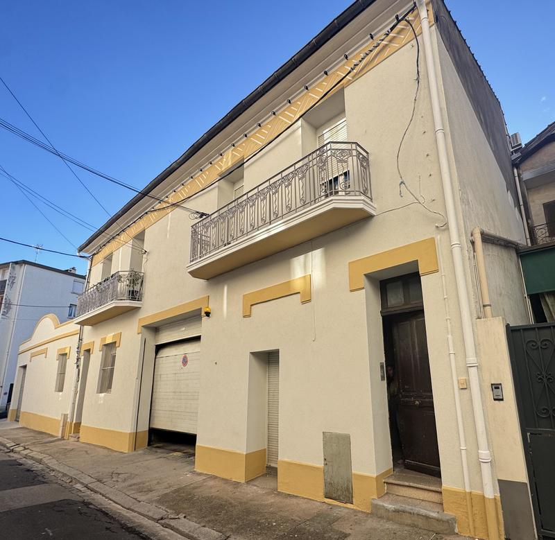 Immeuble - 248 m² - 12 pièces