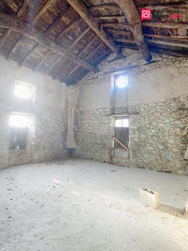 Maison - 95 m² - 8 pièces