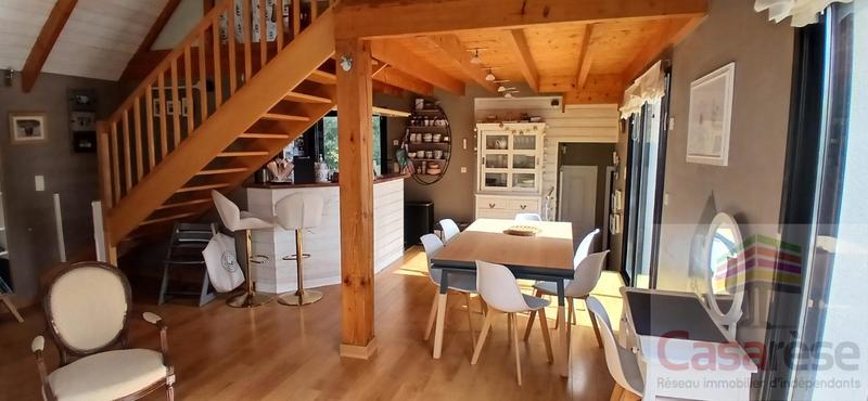 Maison - 160 m² - 7 pièces