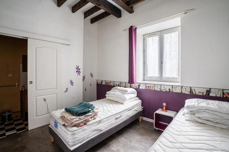 Demeure - 476 m² - 14 pièces