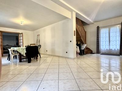 Maison - 210 m² - 8 pièces