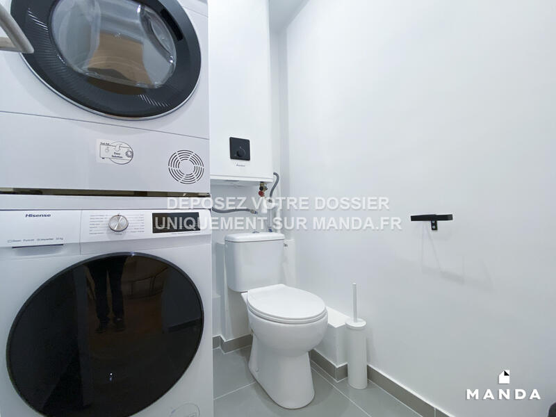 Chambre - 9 m² - 5 pièces