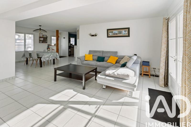 Maison - 98 m² - 4 pièces