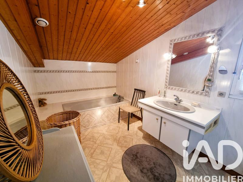 Maison - 156 m² - 7 pièces