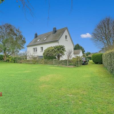 Maison - 283 m² - 7 pièces