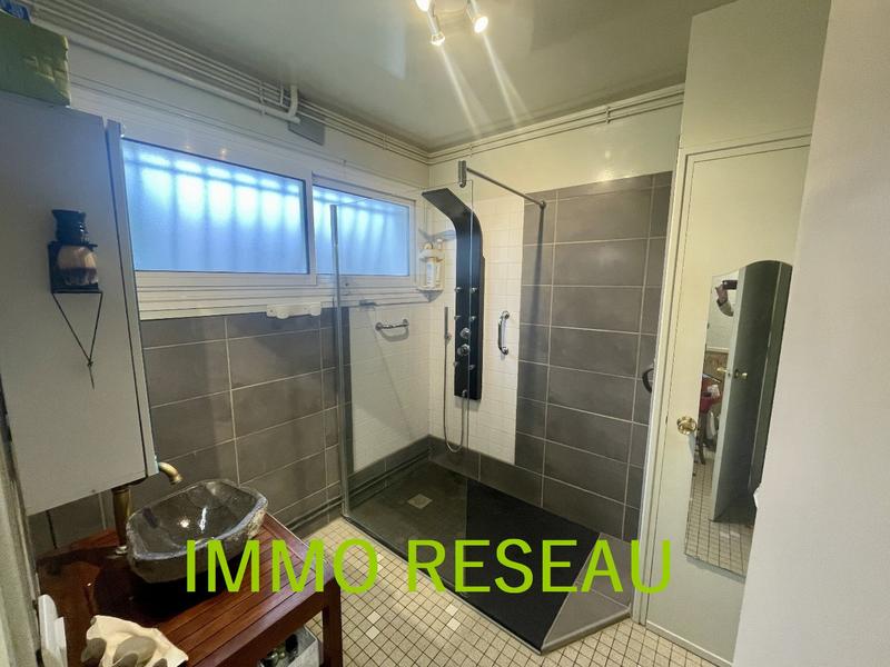 Maison - 171 m² - 6 pièces