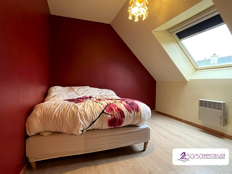 Maison - 85 m² - 5 pièces