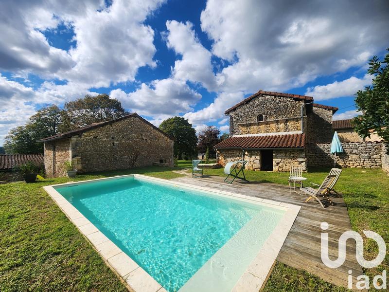 Maison - 306 m² - 8 pièces