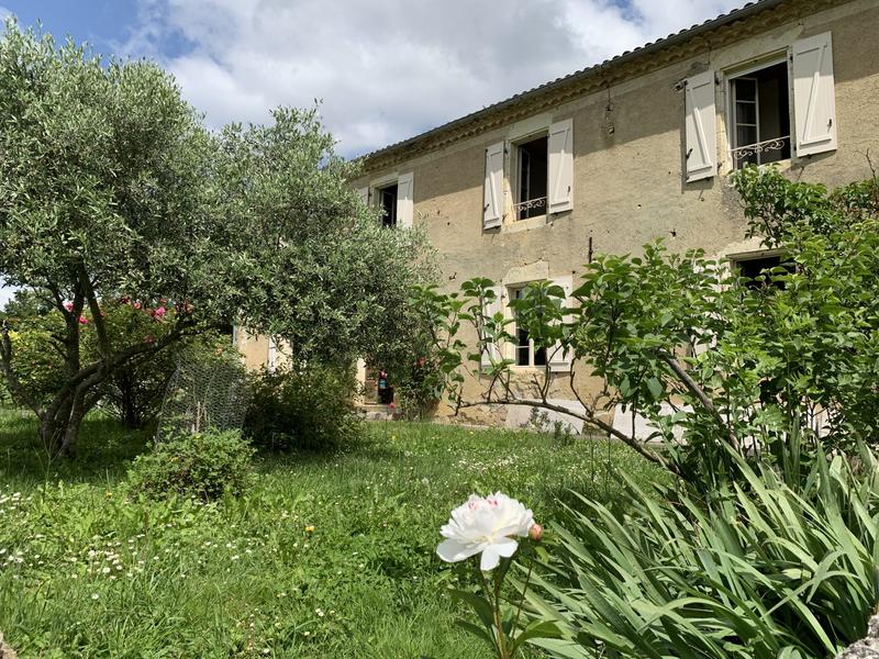 Maison - 200 m² - 5 pièces