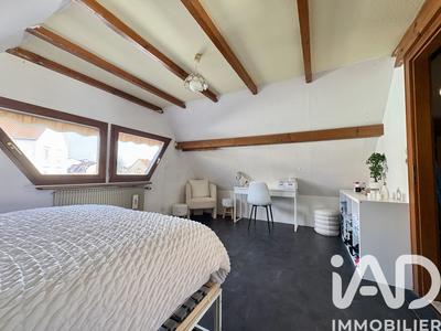 Appartement - 100 m² - 5 pièces