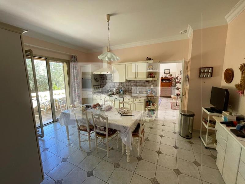Villa - 190 m² - 5 pièces