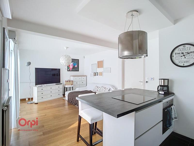 Maison - 92 m² - 5 pièces