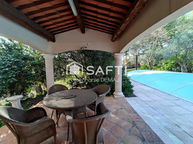 Villa - 183 m² - 5 pièces