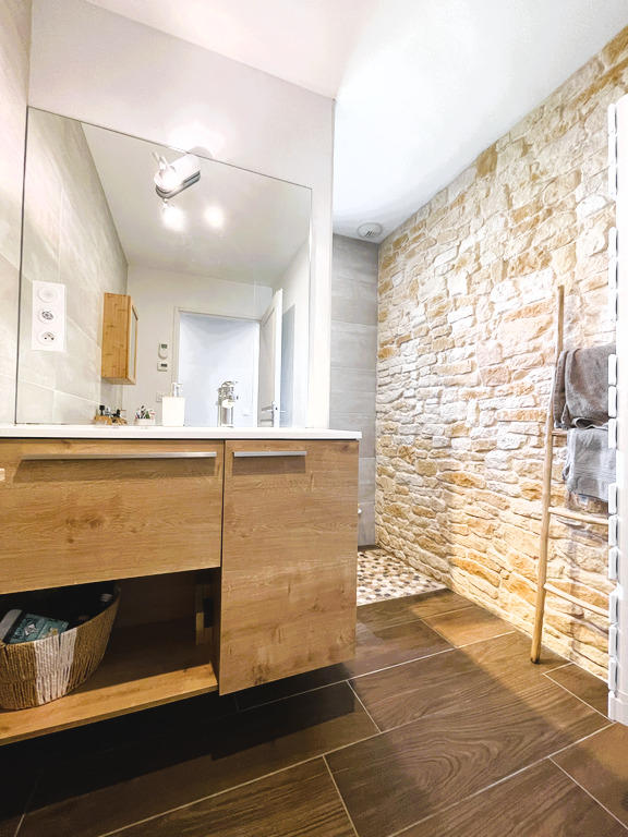 Maison traditionnelle - 120 m² - 6 pièces