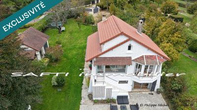 Maison - 140 m² - 7 pièces