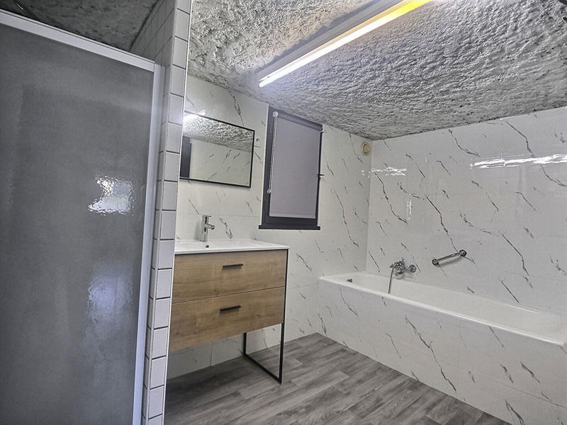 Maison - 143 m² - 7 pièces