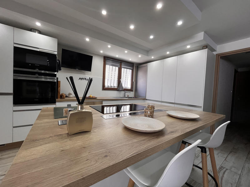 Maison - 125 m² - 5 pièces