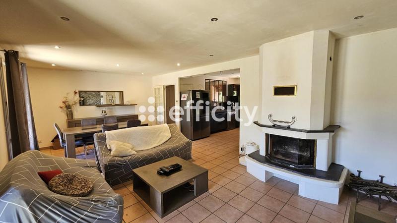 Maison - 110 m² - 4 pièces