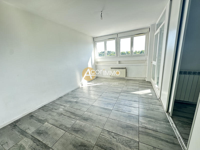 Appartement - 75 m² - 4 pièces