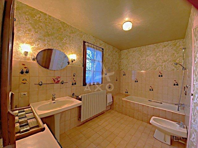 Maison - 138 m² - 4 pièces