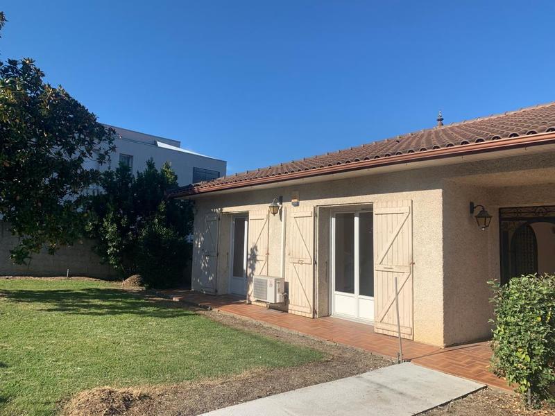 Maison - 231 m² - 5 pièces