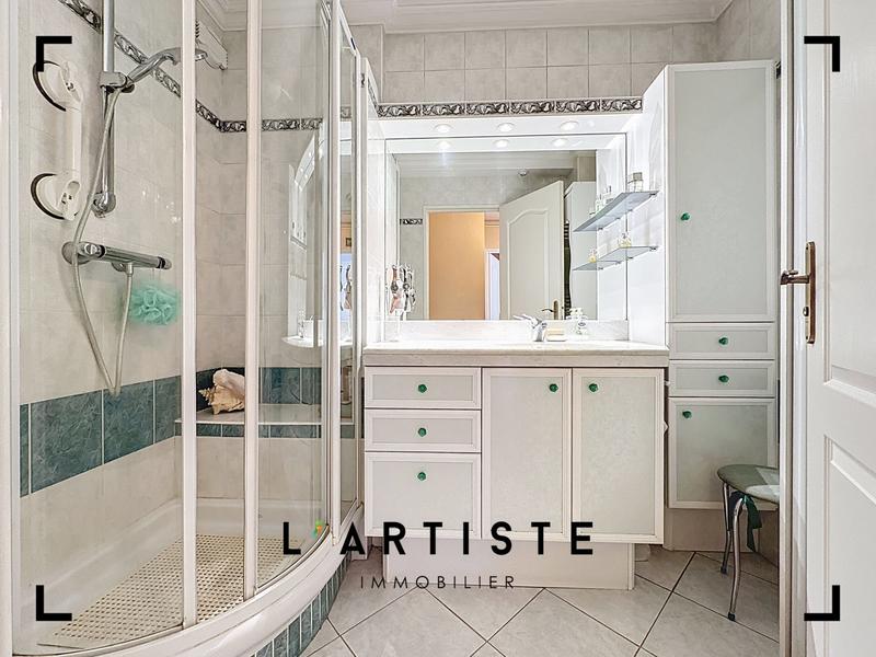 Appartement - 85 m² - 4 pièces