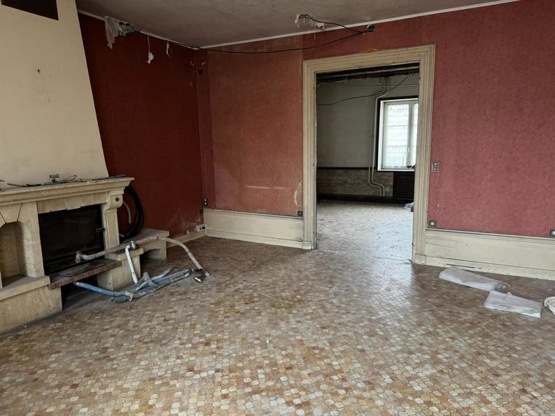 Maison - 352 m² - 15 pièces