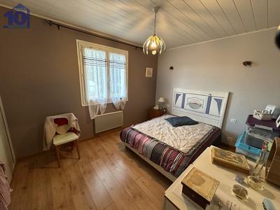 Maison - 145 m² - 6 pièces