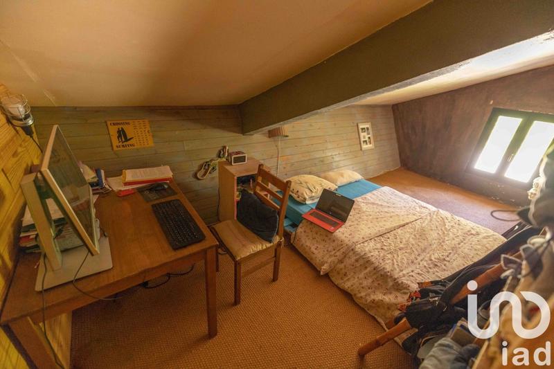 Maison - 200 m² - 6 pièces