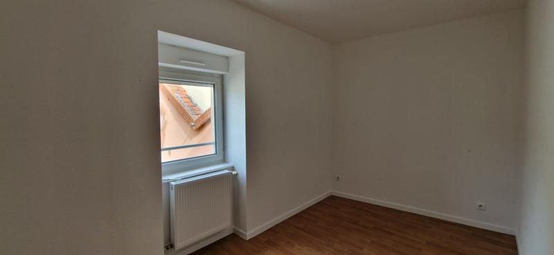 Appartement - 100 m² - 5 pièces